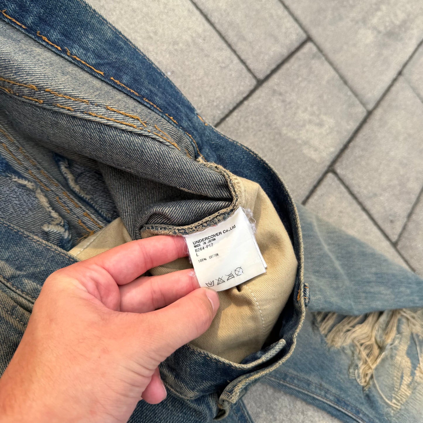AW04 Undercover Red Yarn 68 Denim