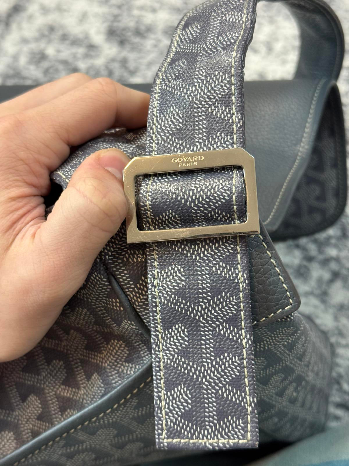 2013 Goyard Grand Bleu GM Messeneger Bag