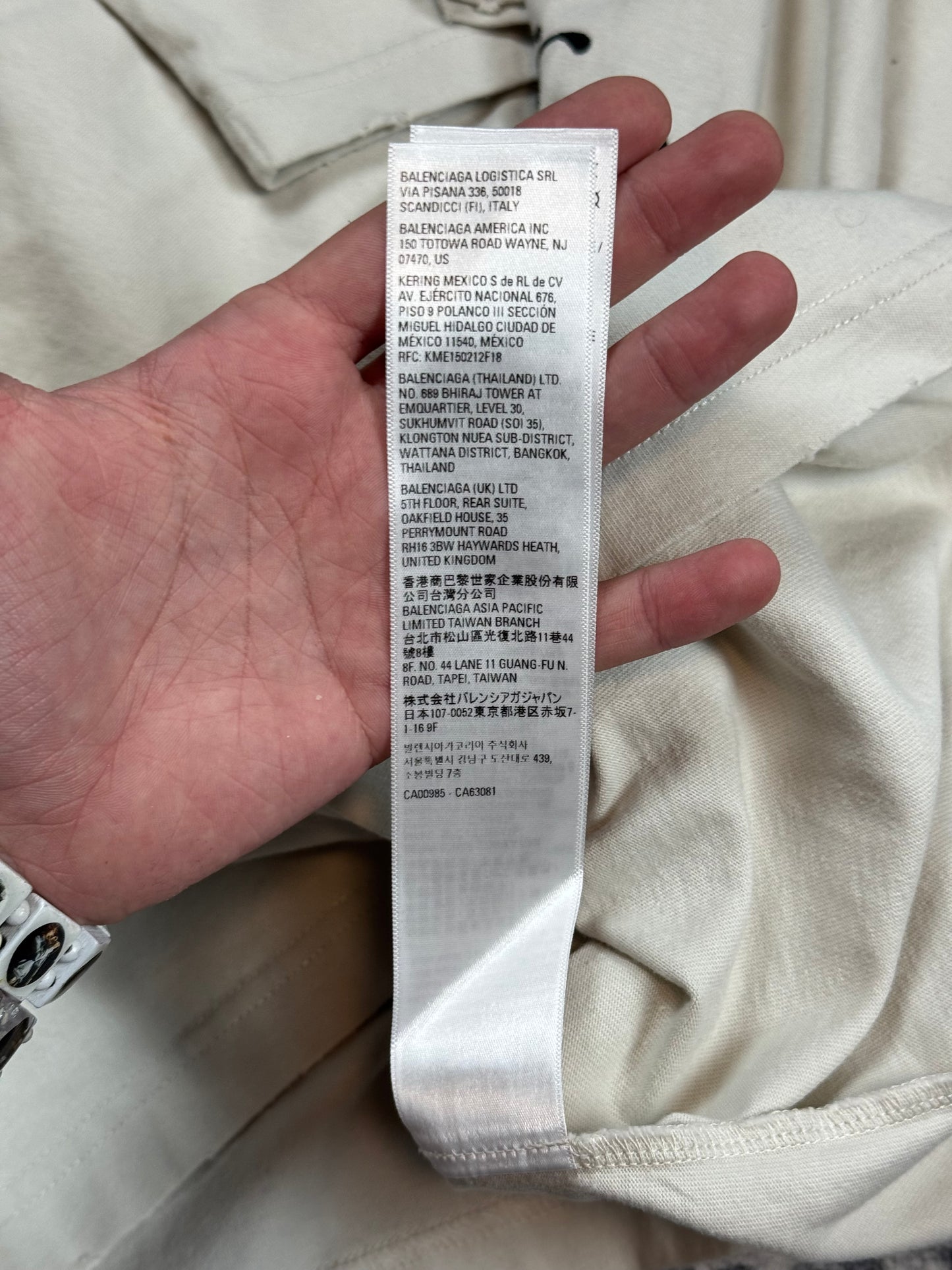 Balenciaga Be Different Apple Tee