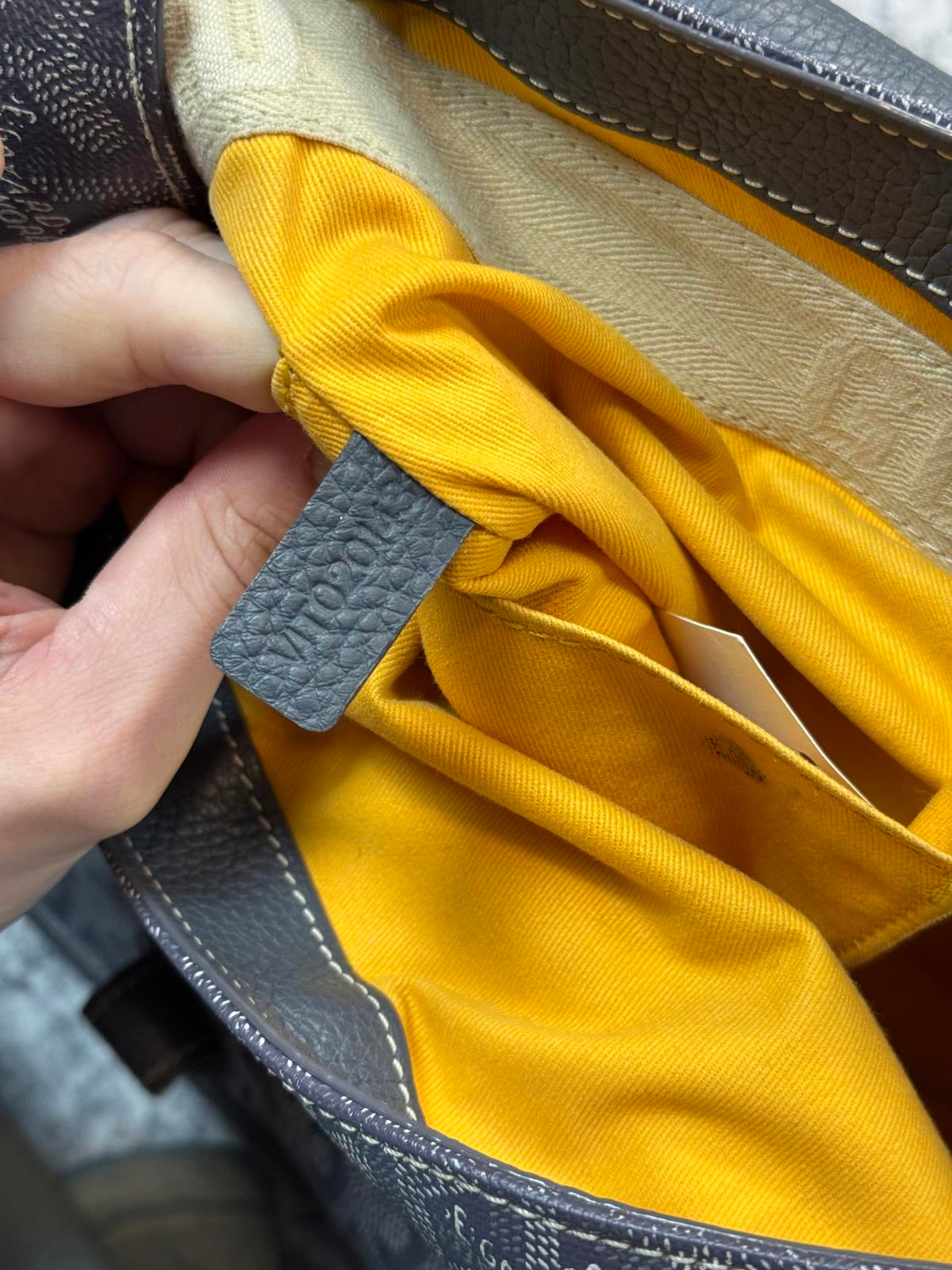 2013 Goyard Grand Bleu GM Messeneger Bag