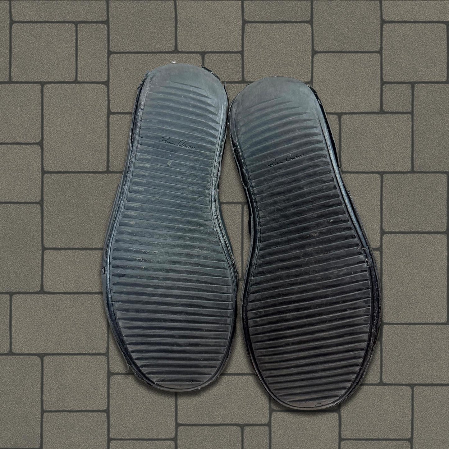 FW20 Rick Owens Performa Duct Tape Ramones