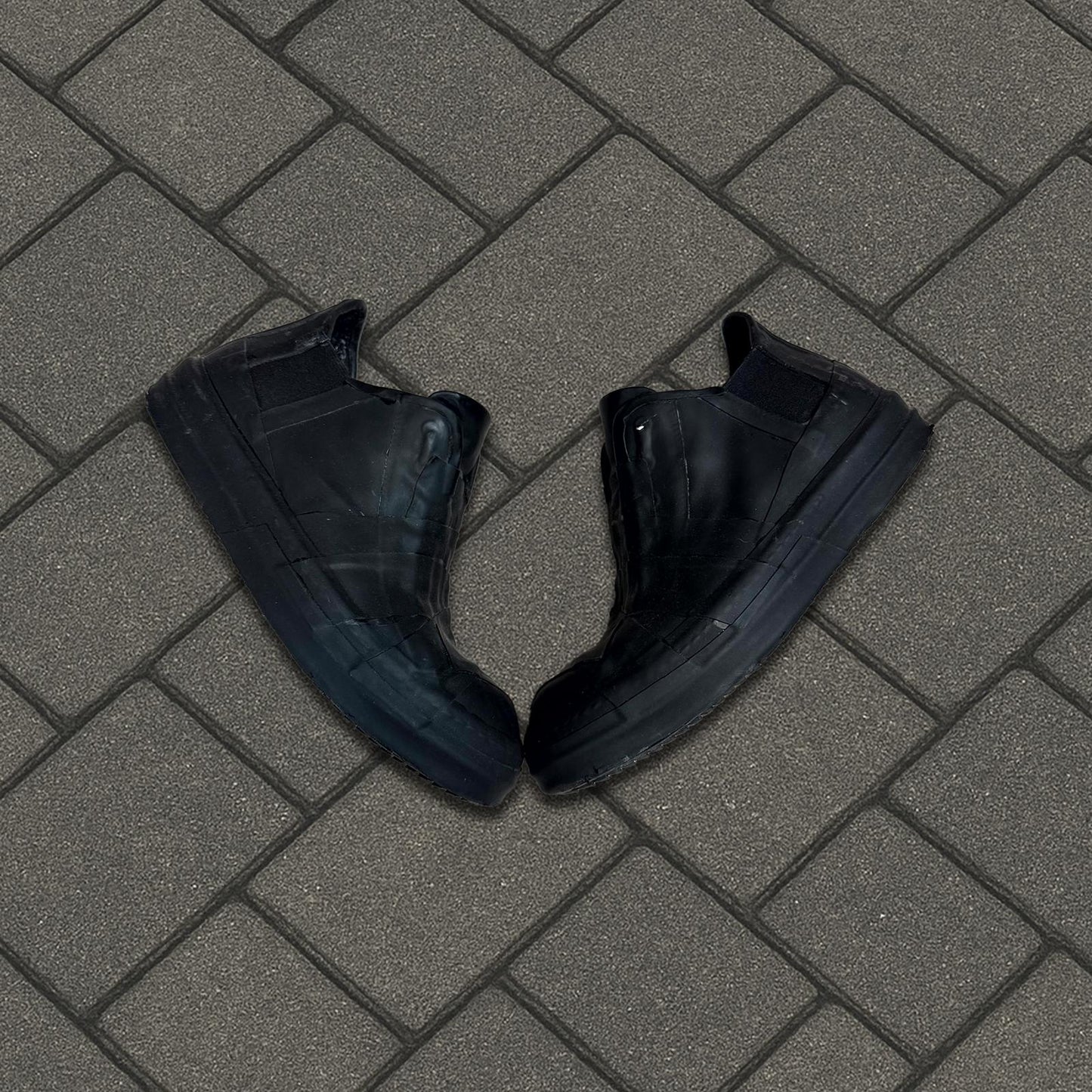 FW20 Rick Owens Performa Duct Tape Ramones