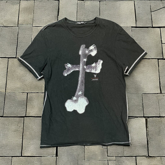 SS03 Undercover Cross Tee
