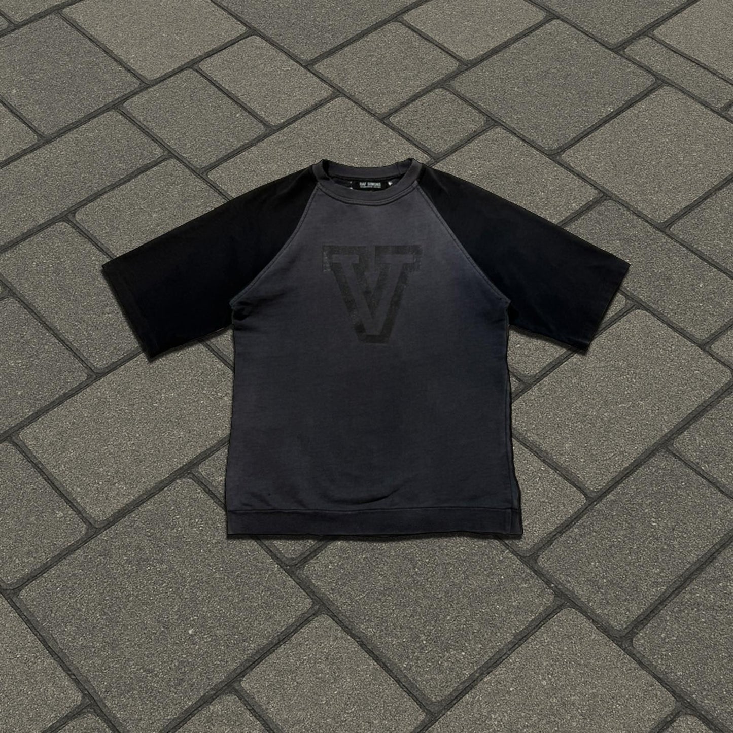 AW02 Raf Simons Black Virginia Creeper Raglan Shirt