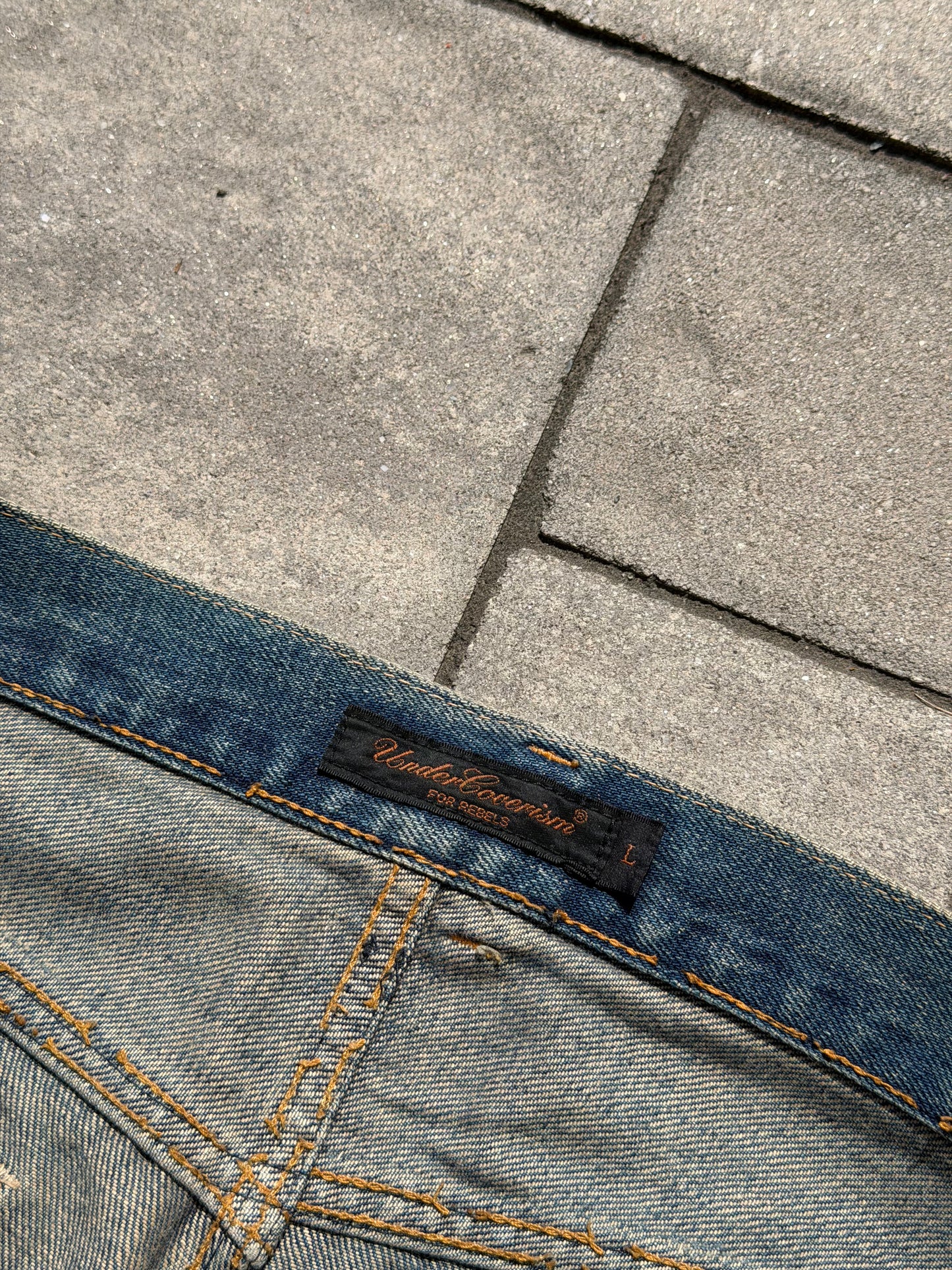 AW04 Undercover Red Yarn 68 Denim