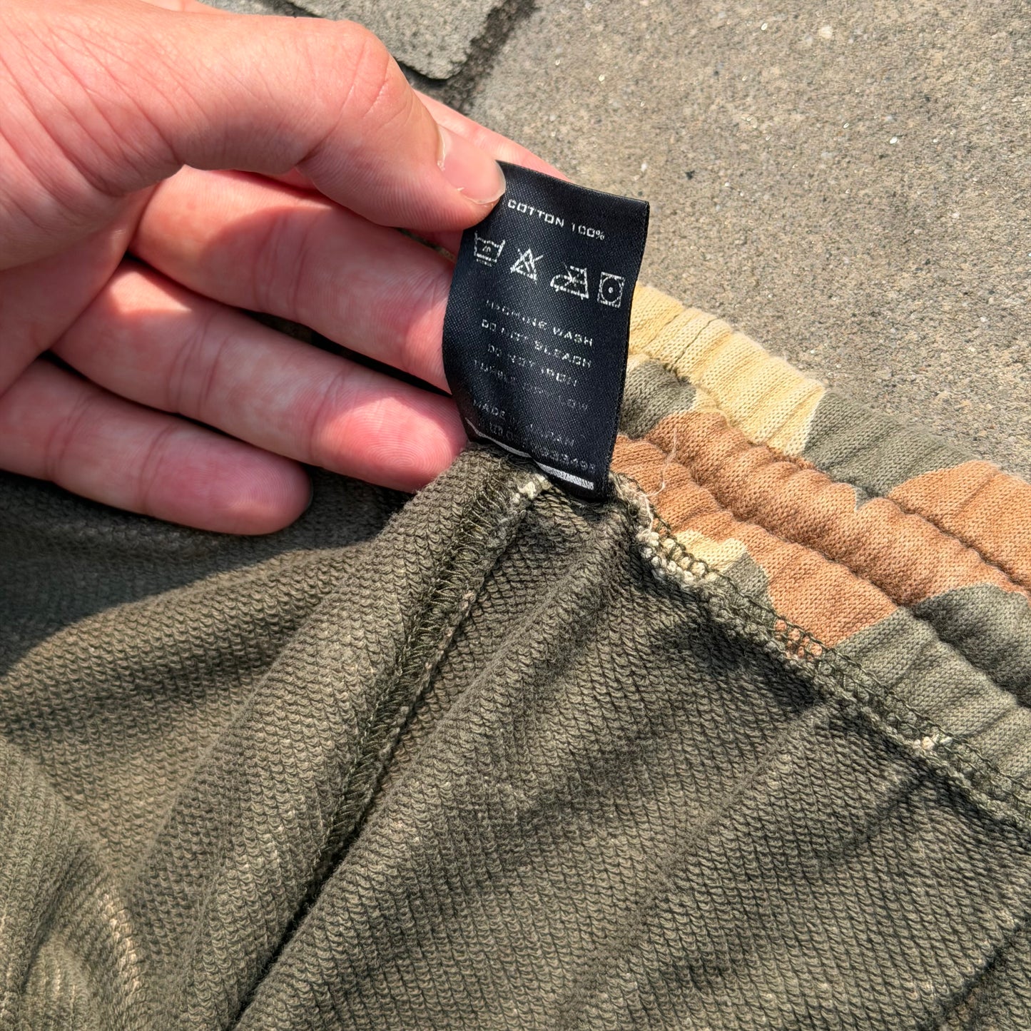 AW04 Number Nine Green Tribal Sweatpants