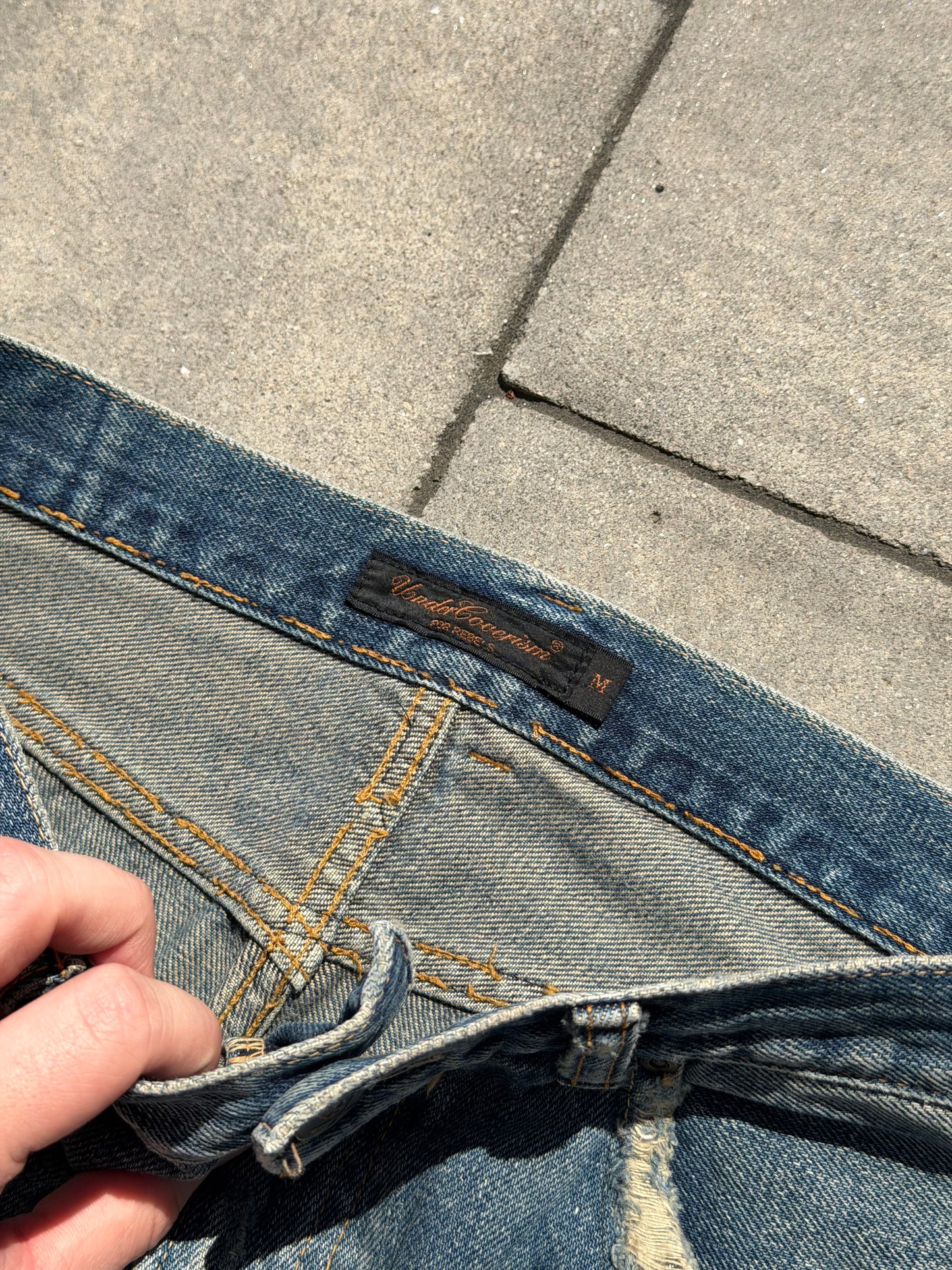 AW04 Undercover Red Yarn 68 Denim