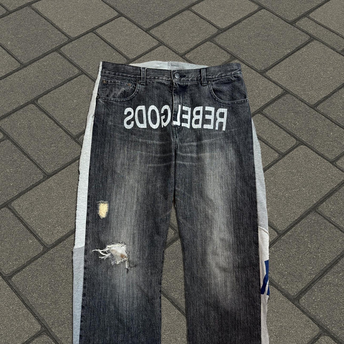 AW02 Undercover 'Witches Cell Division' Rebelgods Hybrids