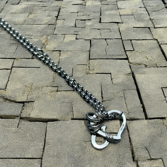 Number Nine Crying Heart Chain