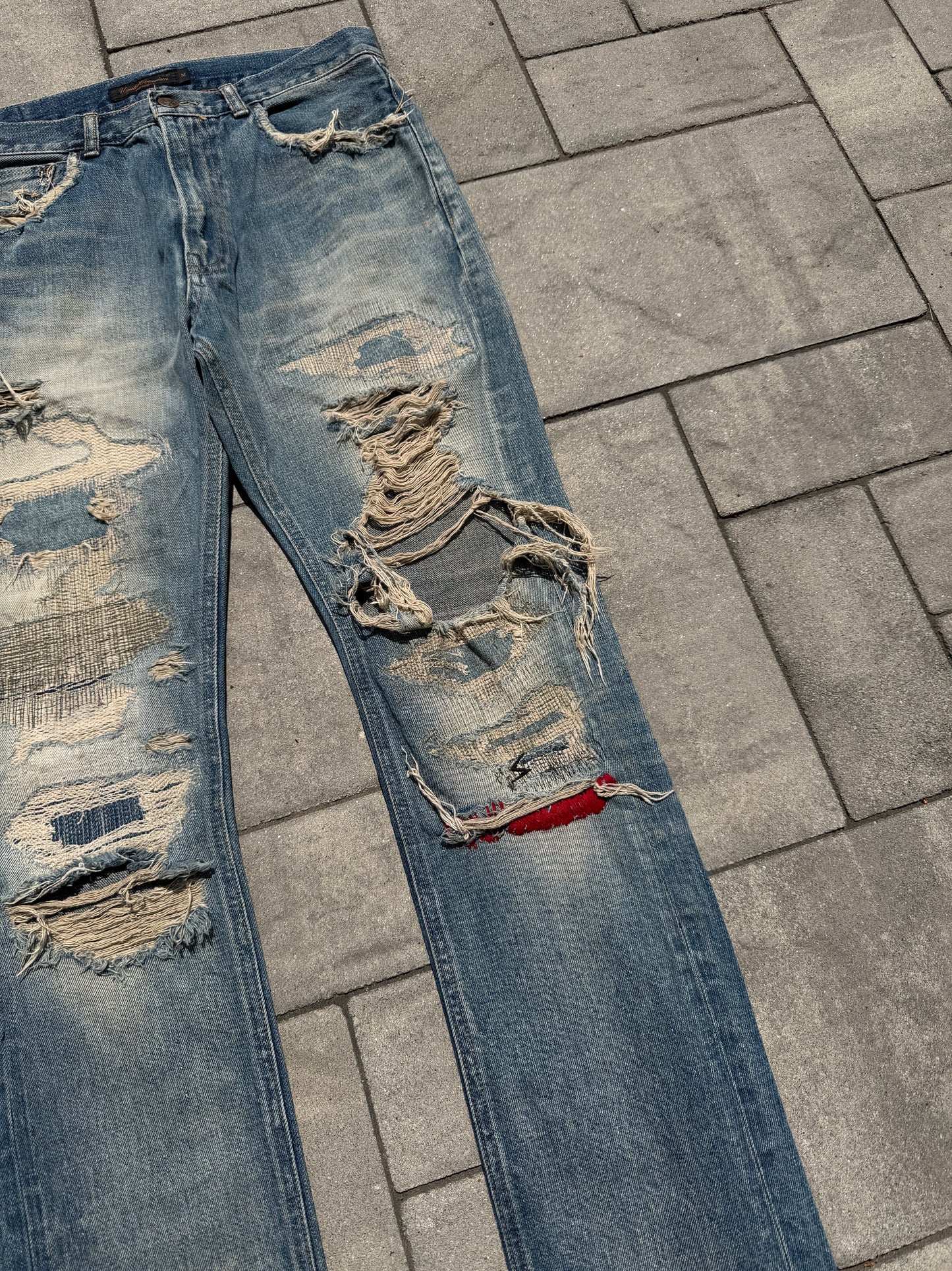 AW04 Undercover Red Yarn 68 Denim
