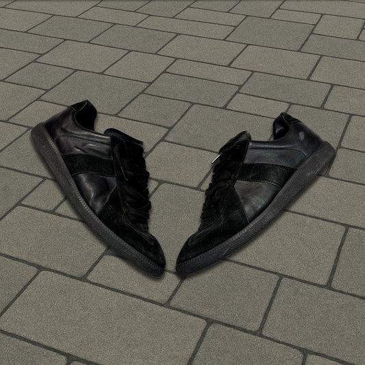 Maison Margiela Triple Black Gat