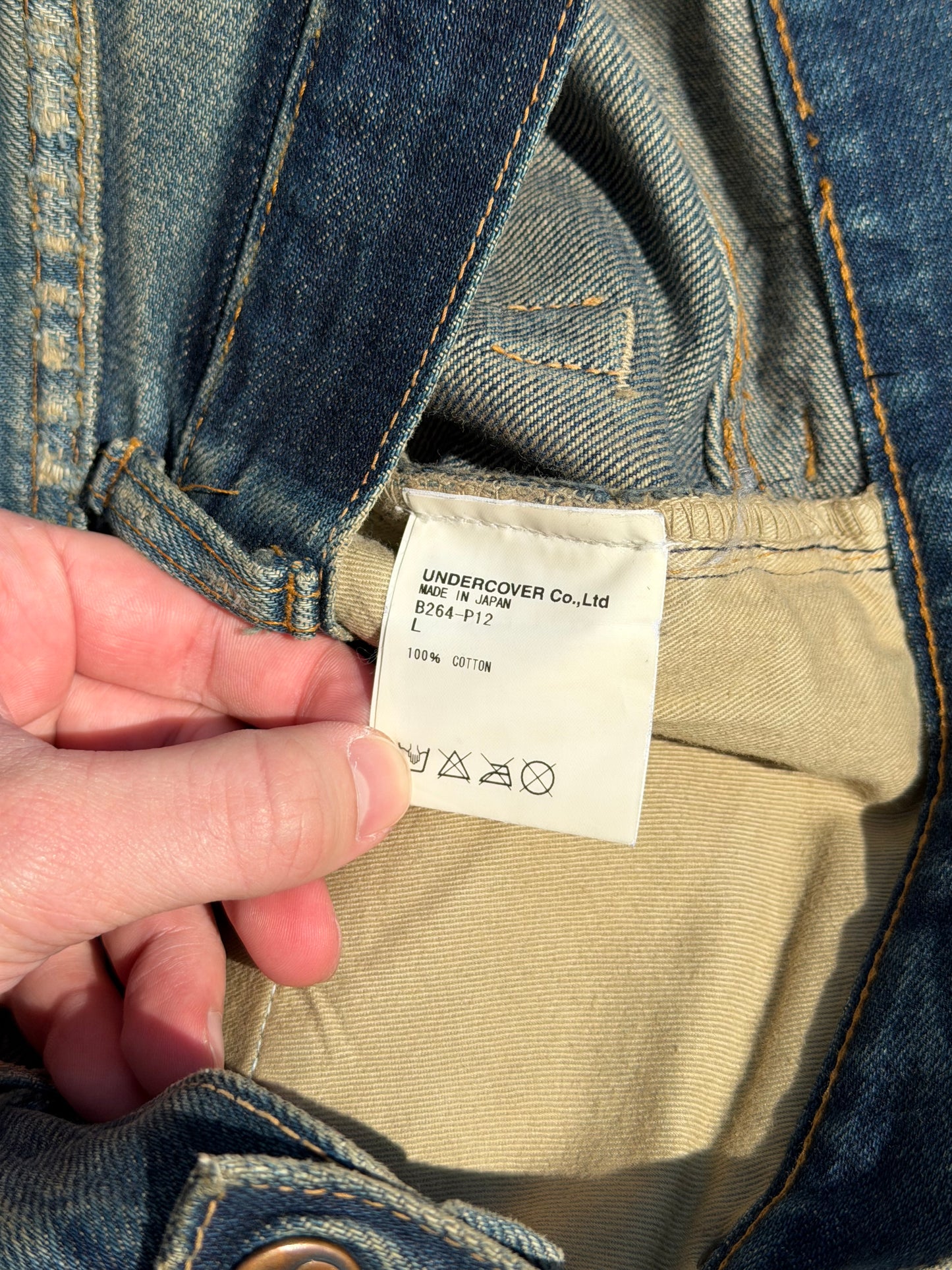 AW04 Undercover Red Yarn 68 Denim