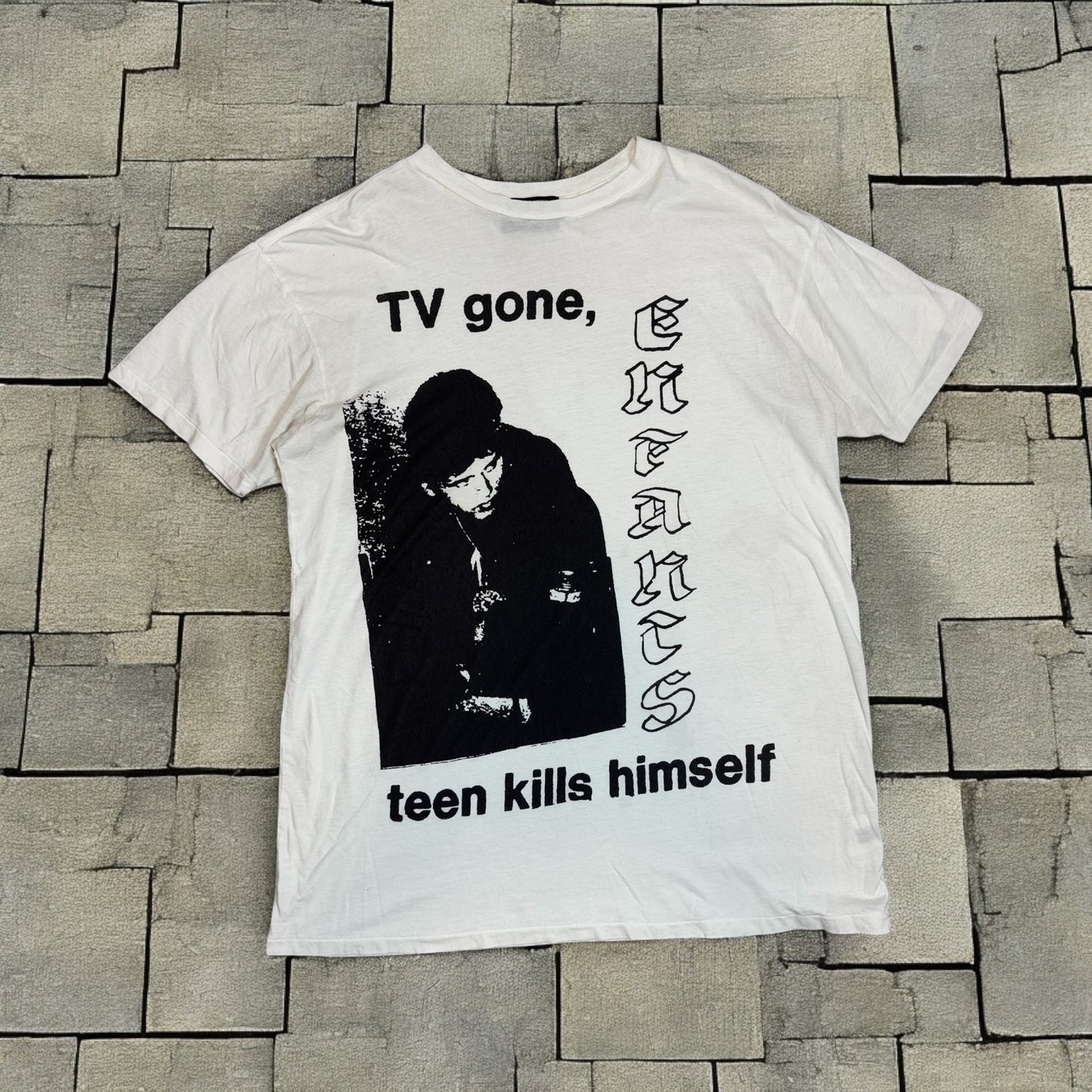 Enfants Riches Deprimes TV Gone Tee
