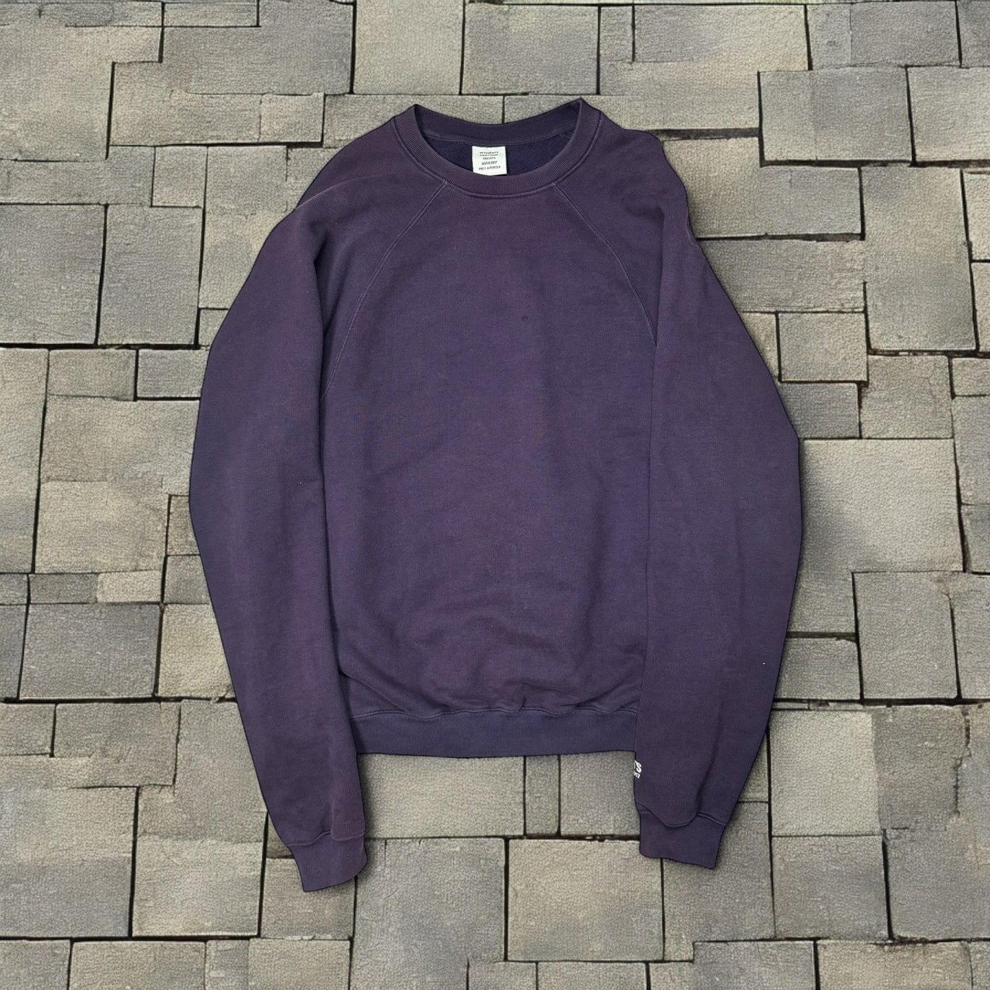 AW17 Vetements Unskinny Crewneck