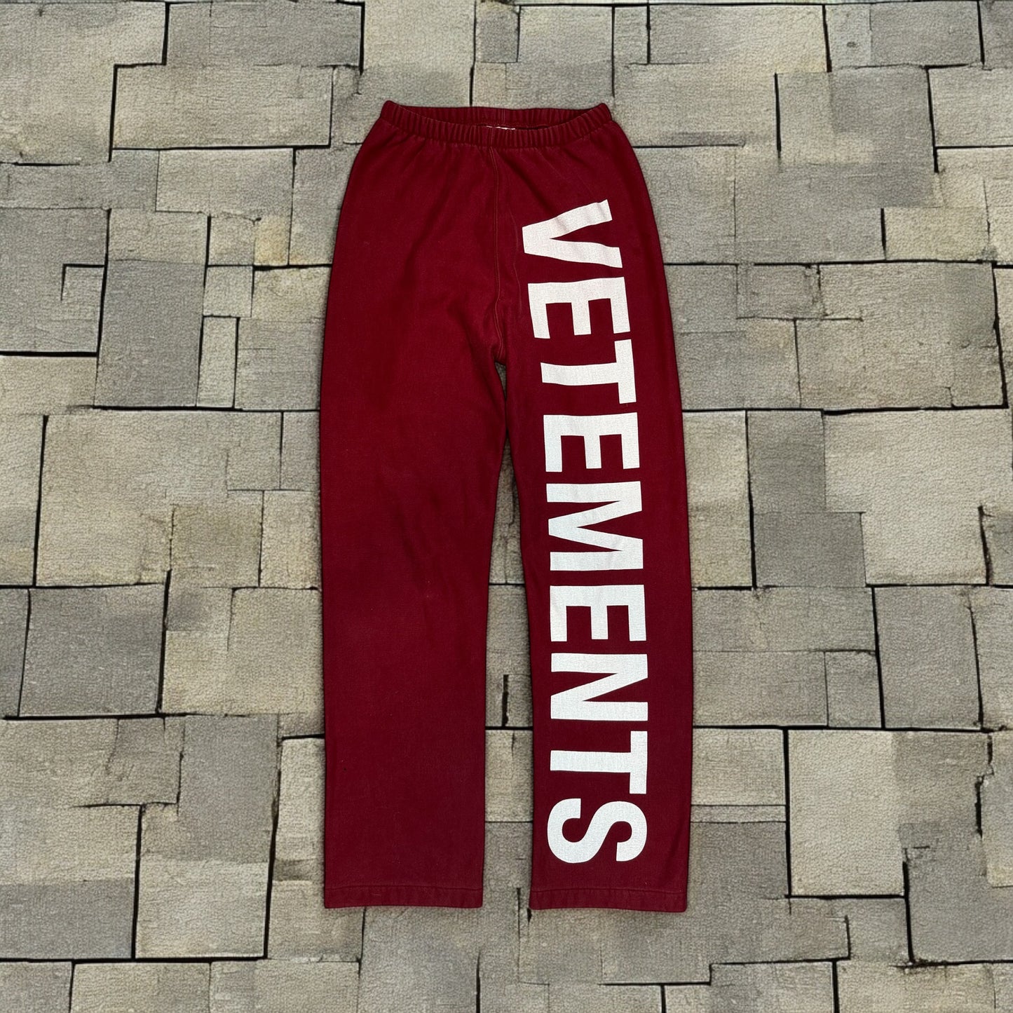 Vetements Red Spellout Sweatpants