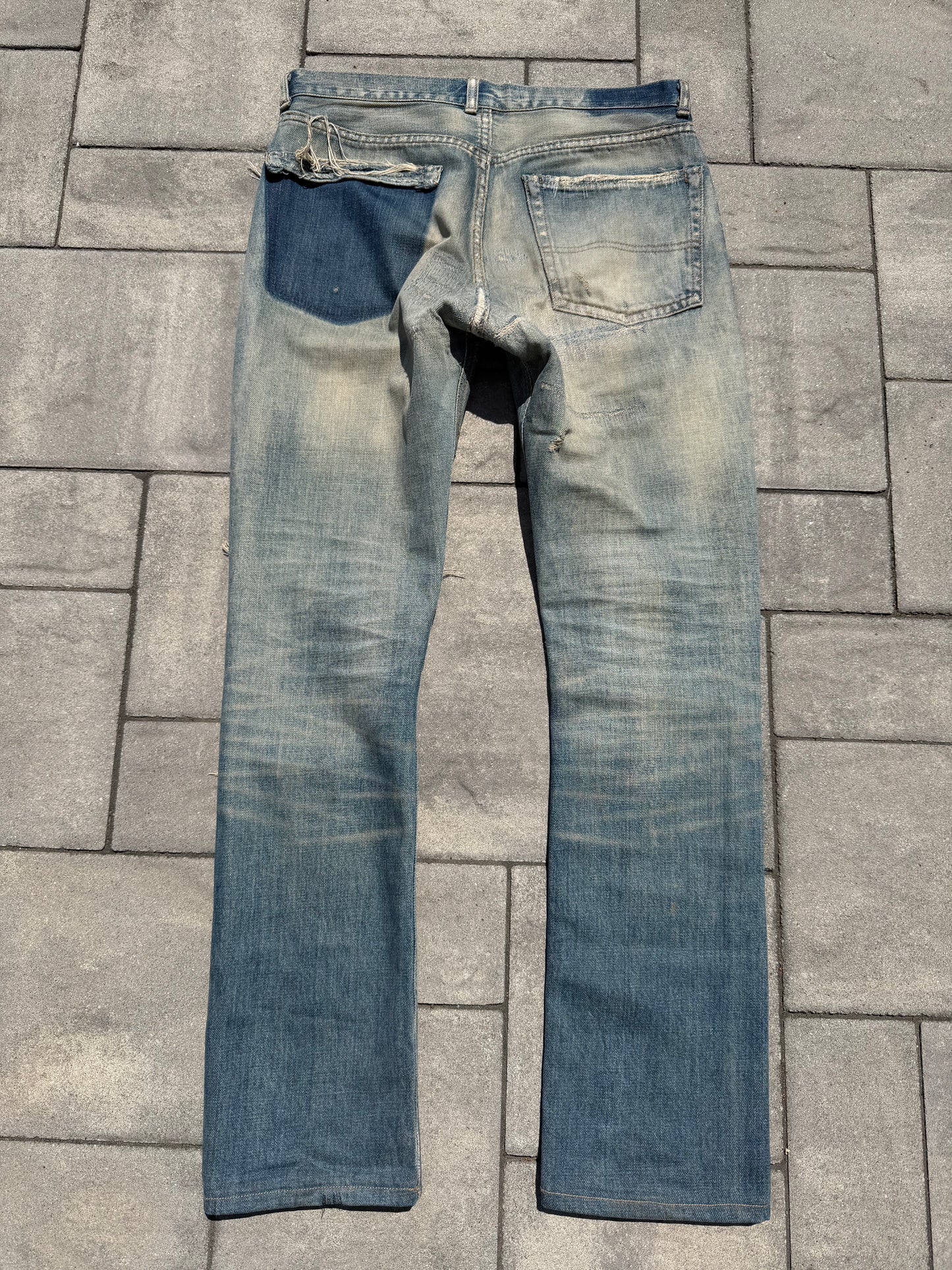 AW04 Undercover Red Yarn 68 Denim