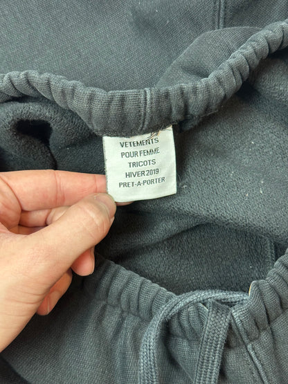 AW19 Vetements Black Spellout Sweatpants