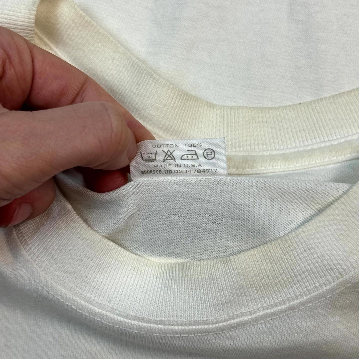 AW00 Number Nine Shield Tee
