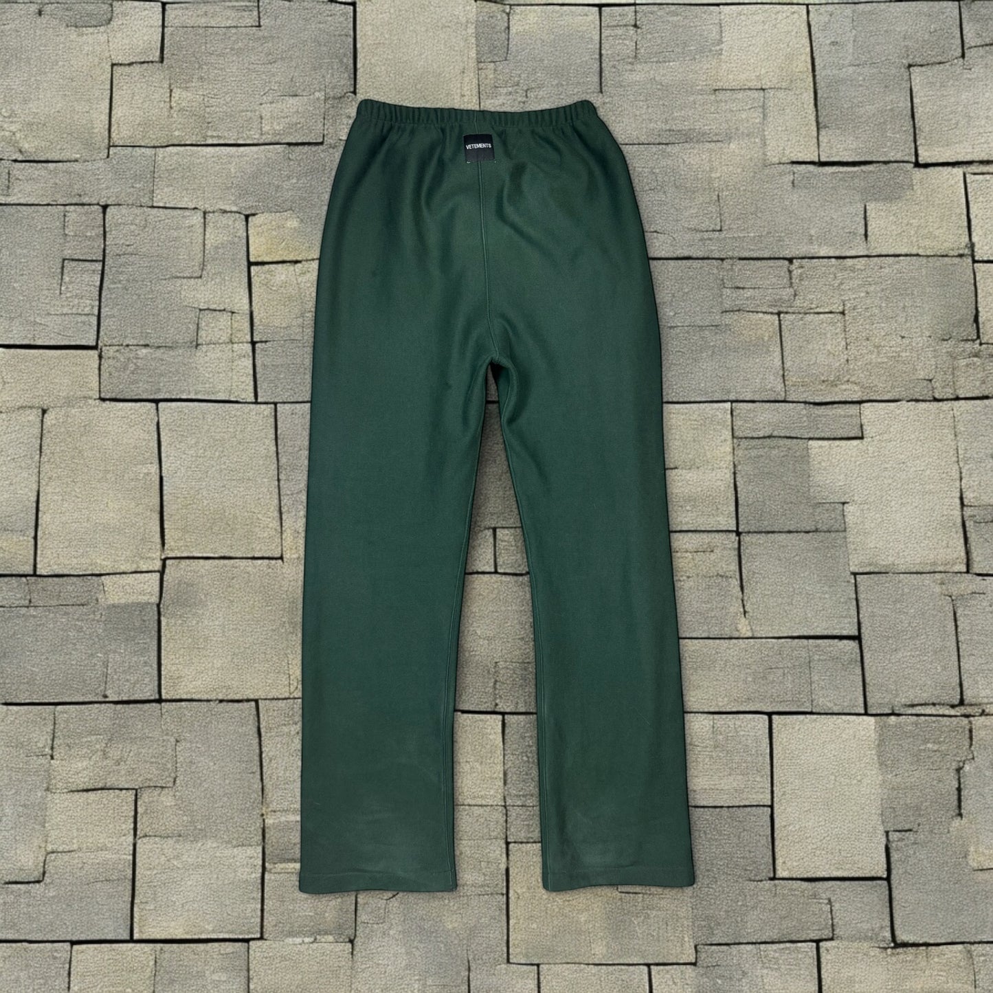 AW19 Vetements Green Spellout Sweatpants