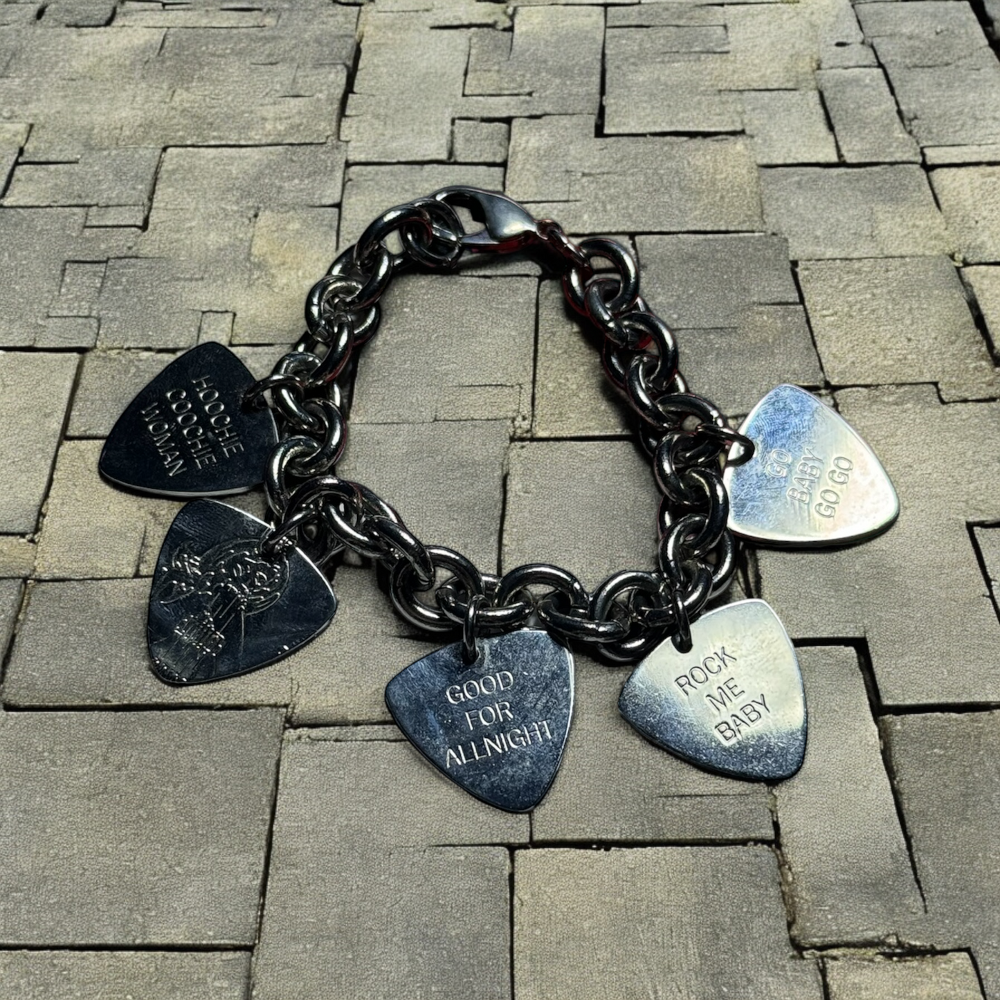 Hysteric Glamour Guitar Pick Bracelet