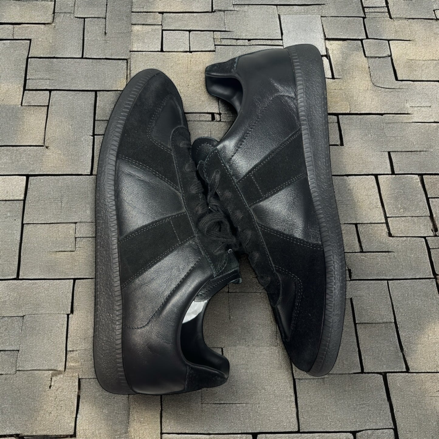 Maison Margiela Triple Black Gats