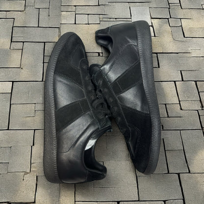 Maison Margiela Triple Black Gats