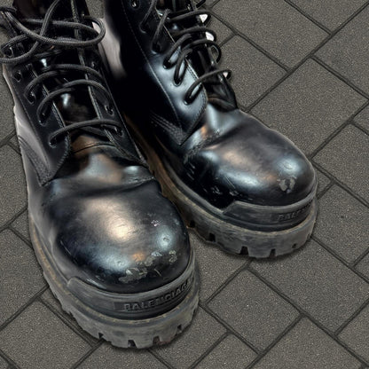 Balenciaga Calfskin Black Strike Boot