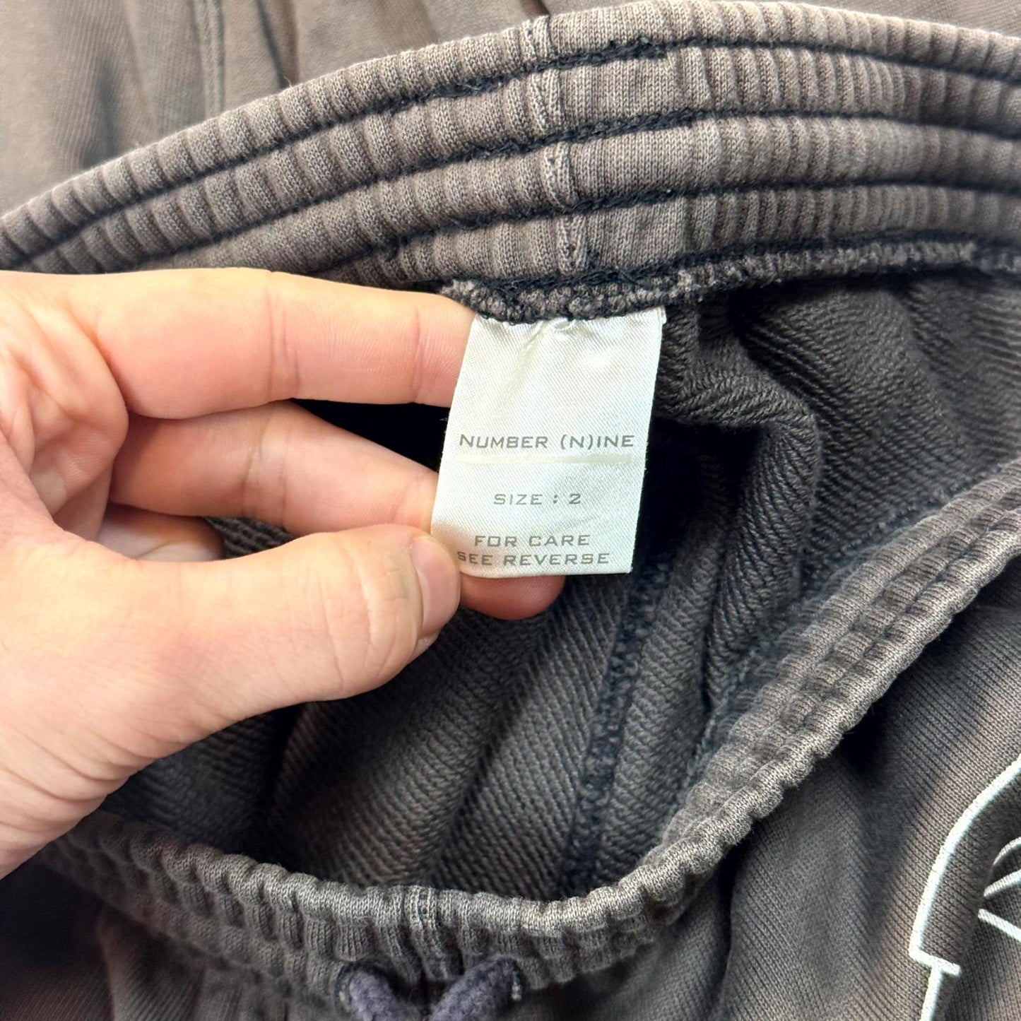 AW01 Number Nine Crest Sweatpants