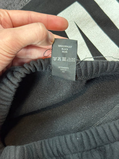 AW18 Vetements Black Spellout Sweatpants