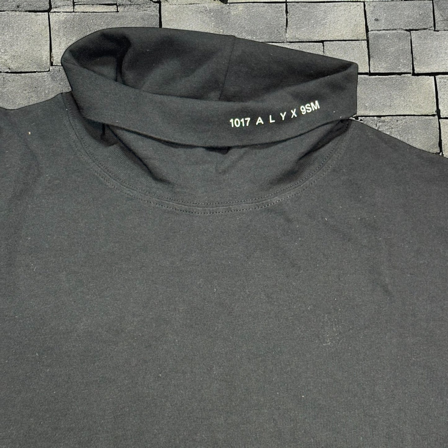 SS20 1017 Alyx 9SM Turtle Neck