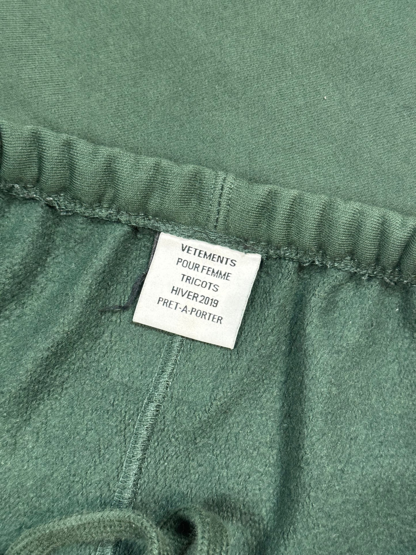 AW19 Vetements Green Spellout Sweatpants