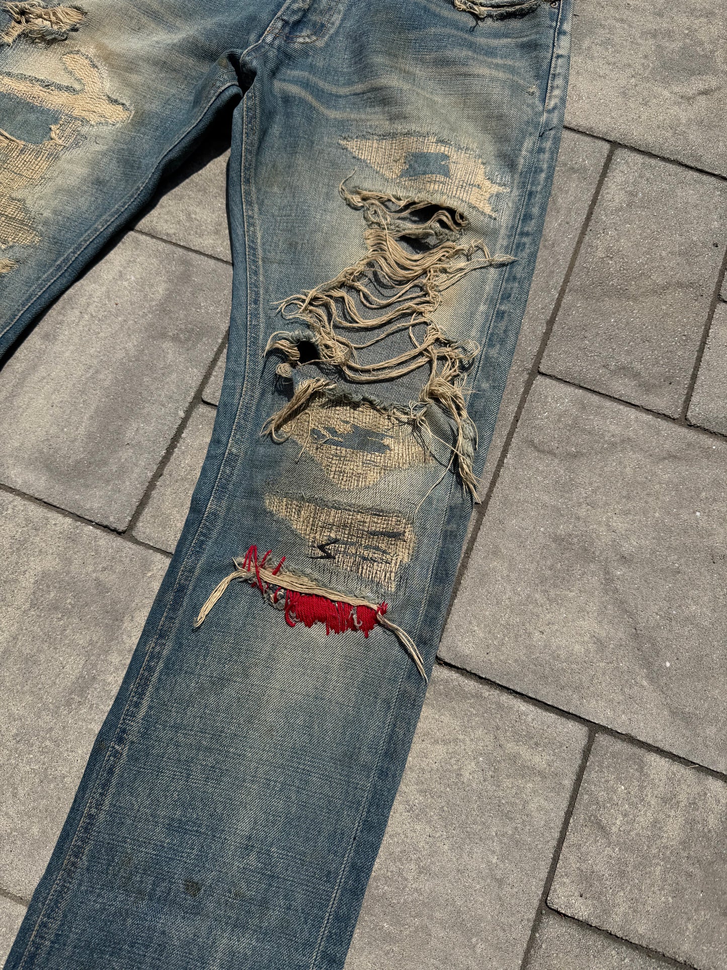 AW04 Undercover Red Yarn 68 Denim
