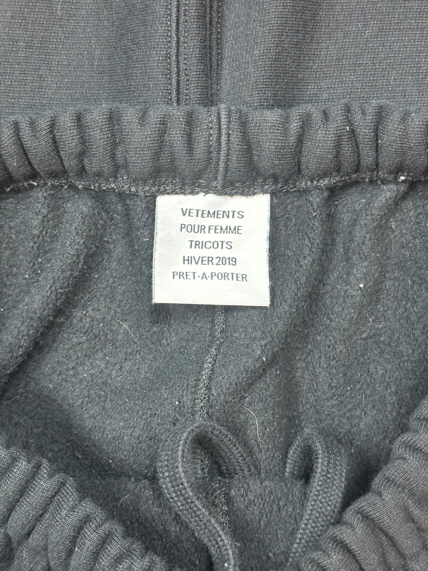 AW19 Vetements Black Spellout Sweatpants