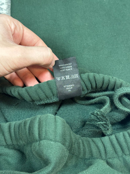 AW19 Vetements Green Spellout Sweatpants