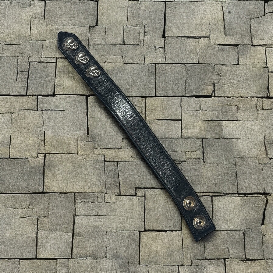 Chrome Hearts Black Leather Heart 3 Snap Bracelet