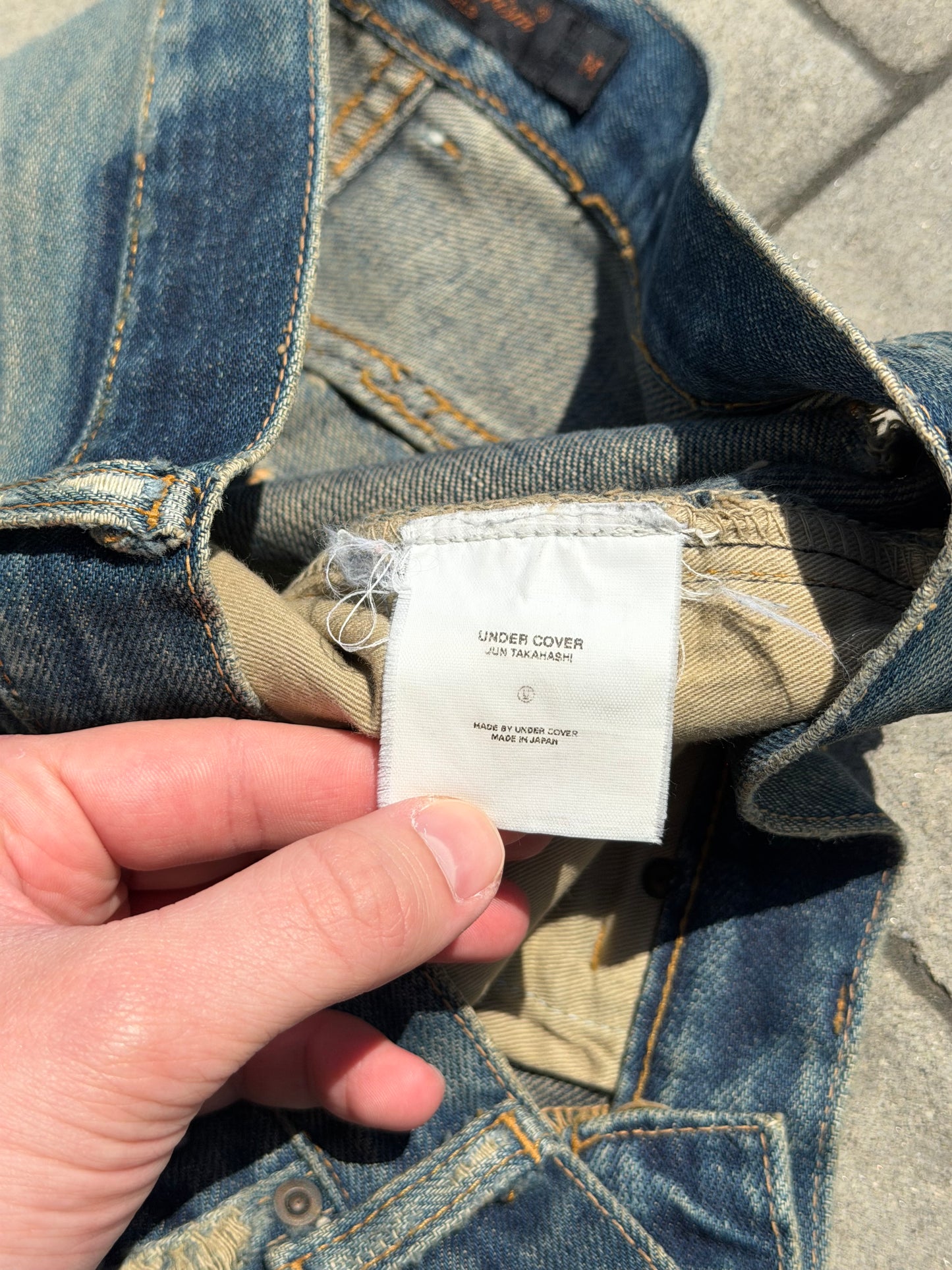 AW04 Undercover Red Yarn 68 Denim