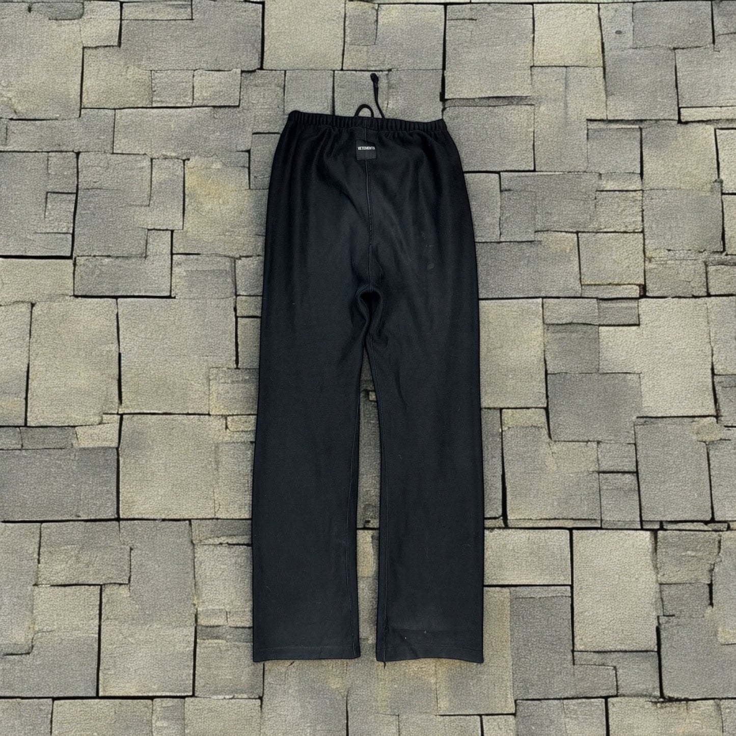 AW19 Vetements Black Spellout Sweatpants