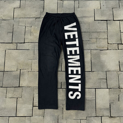 AW19 Vetements Black Spellout Sweatpants