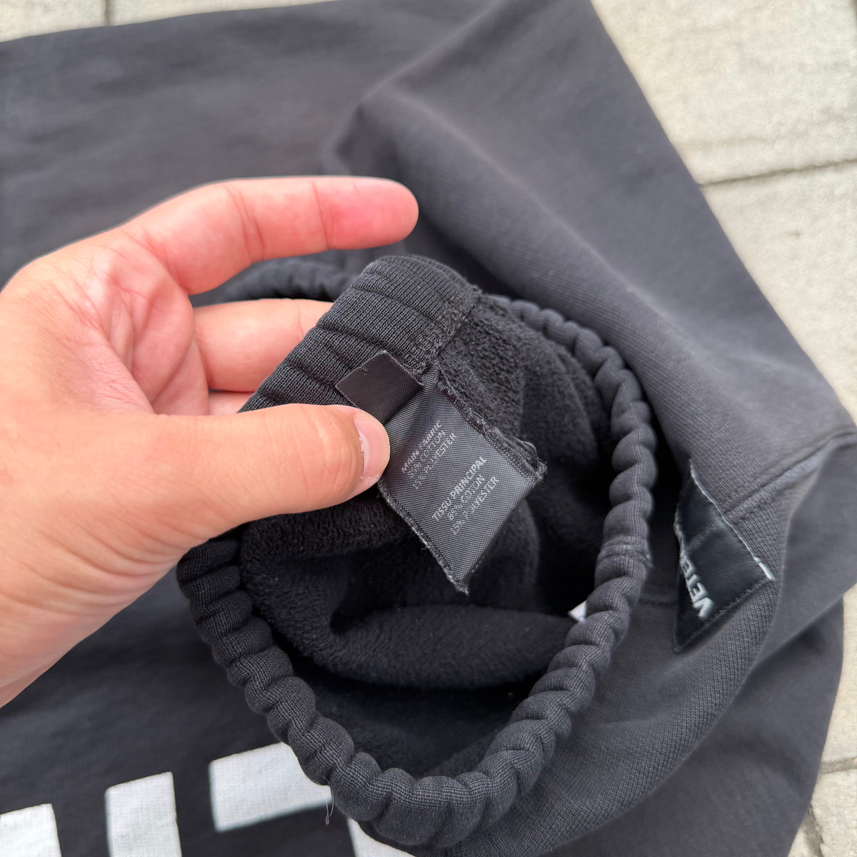 AW18 Vetements Black Spellout Sweatpants
