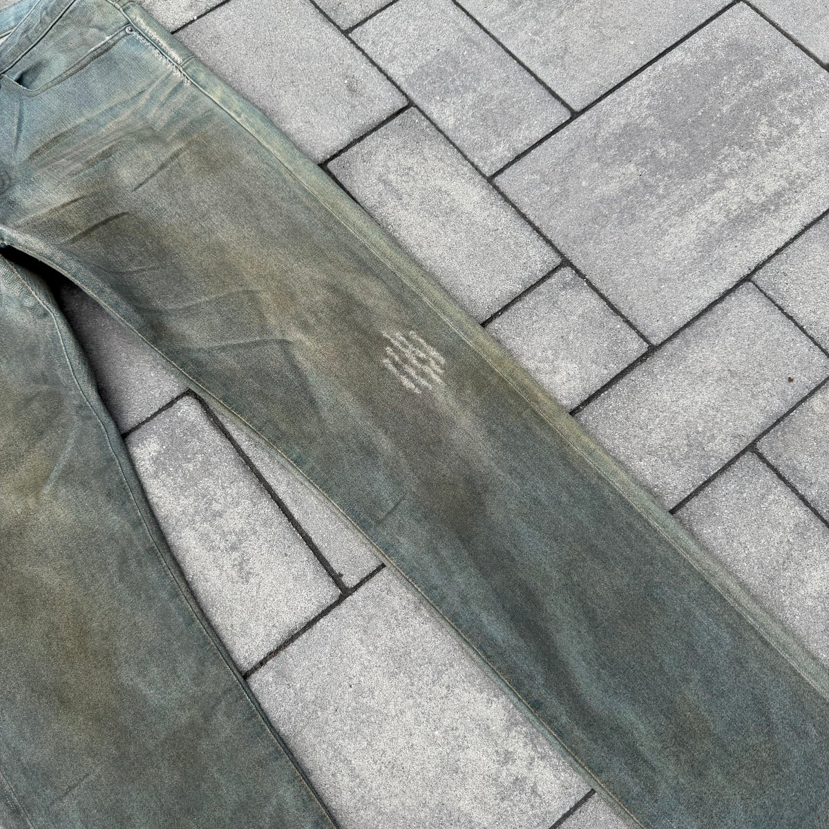 SS04 Dior Homme Dirty Clair Clawmark Denim