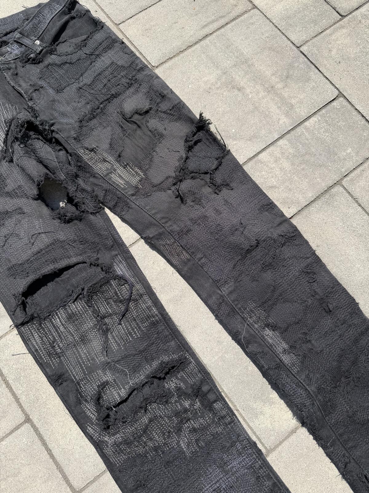 AW05 Undercover Black 85 Denim