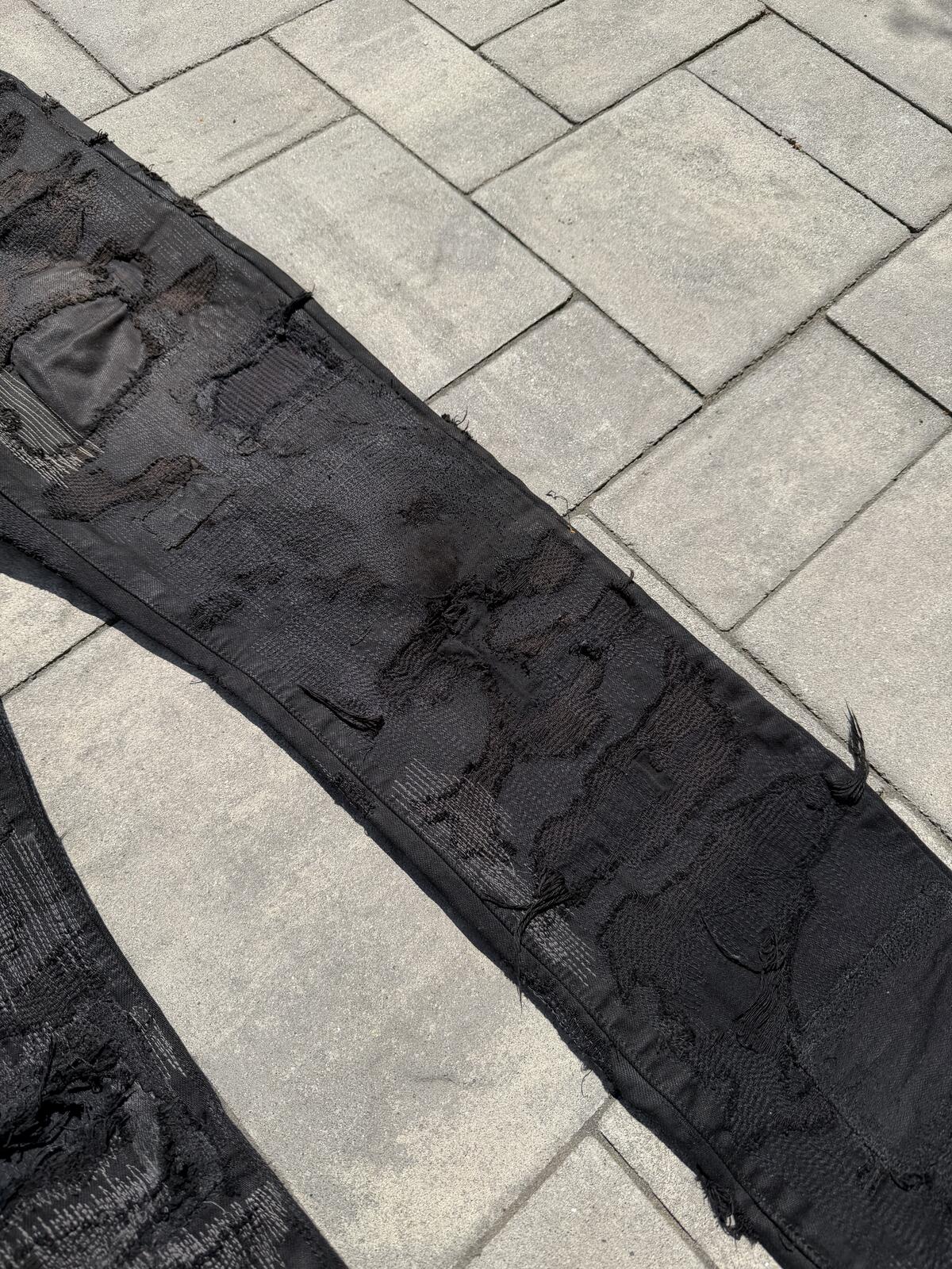 AW05 Undercover Black 85 Denim