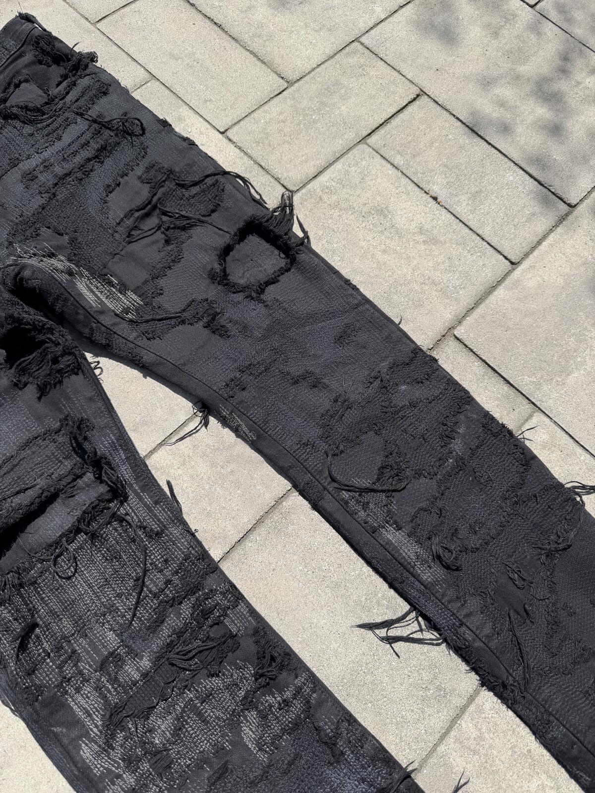 AW05 Undercover Black 85 Denim