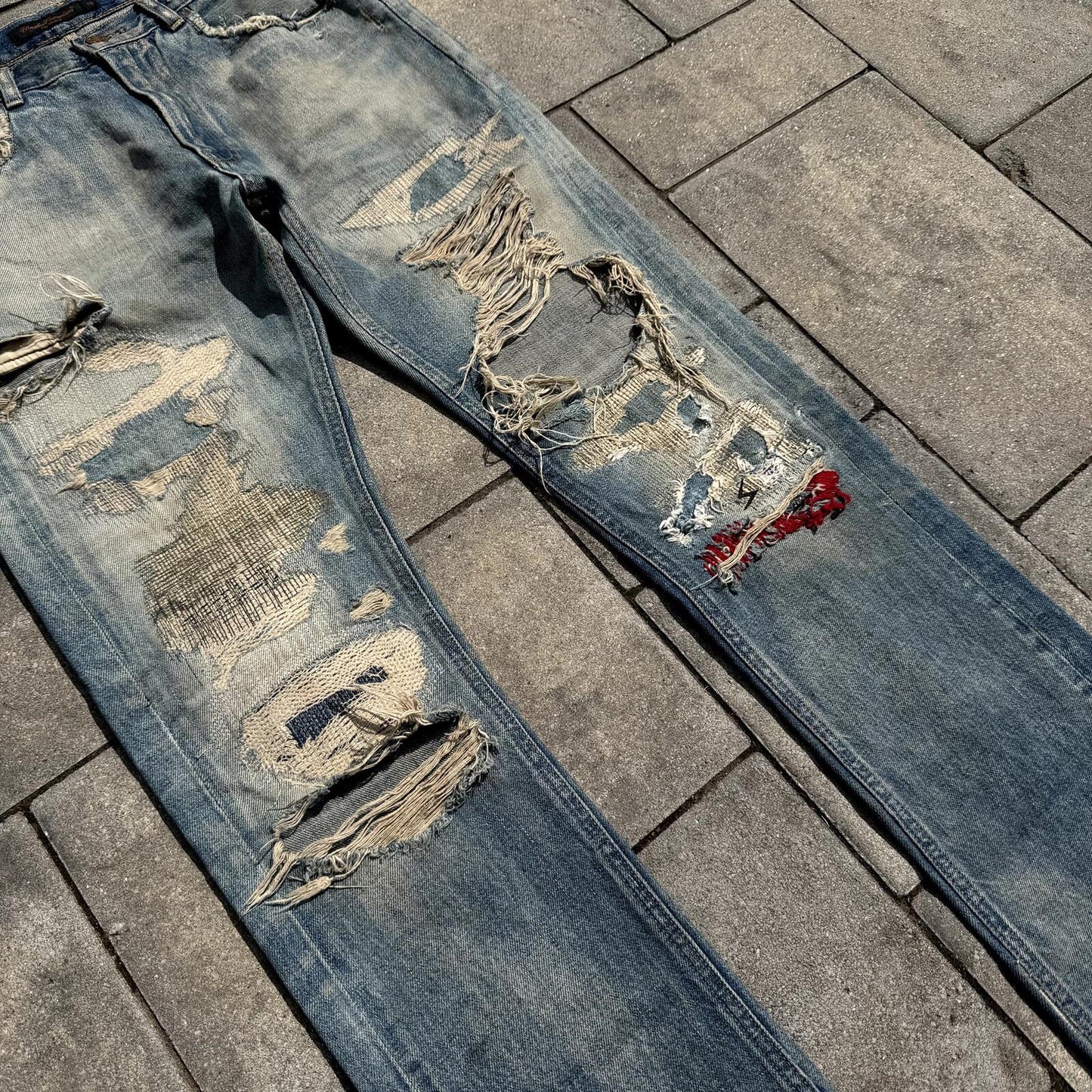 AW04 Undercover Red Yarn 68 Denim