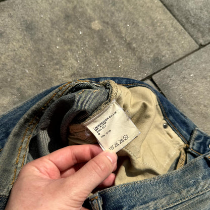 AW04 Undercover Red Yarn 68 Denim