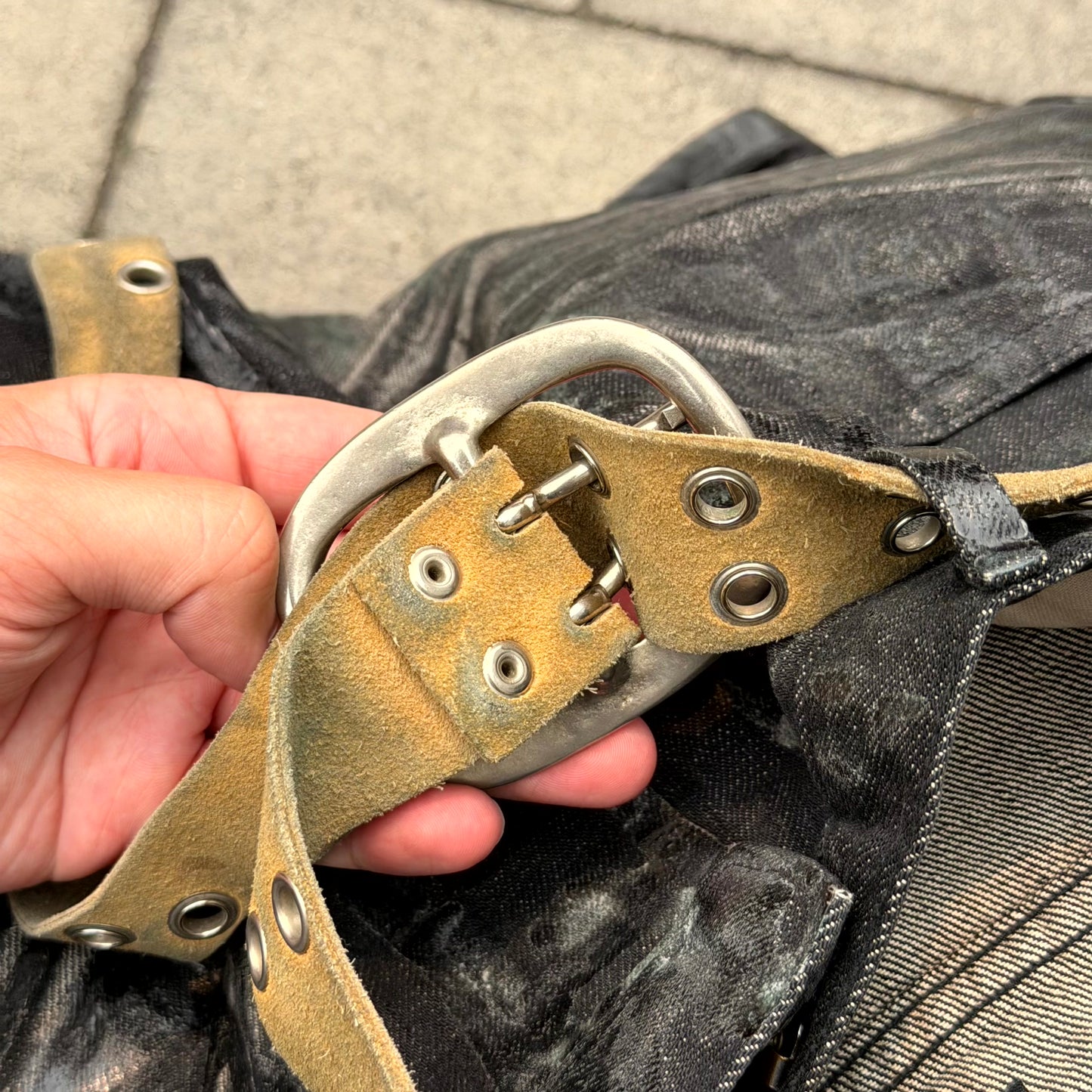 SS04 Undercover Languid Distorted Eyelet Belt