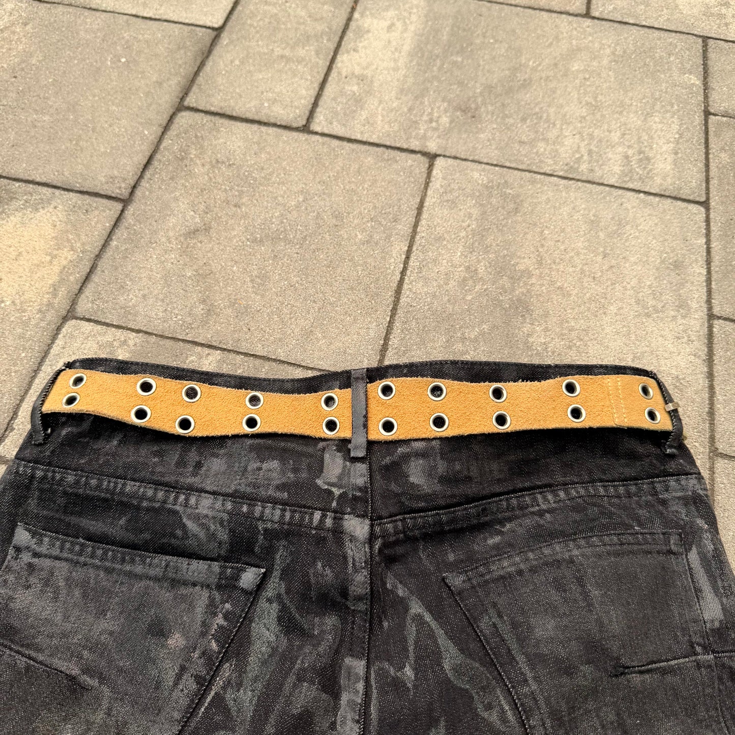 SS04 Undercover Languid Distorted Eyelet Belt