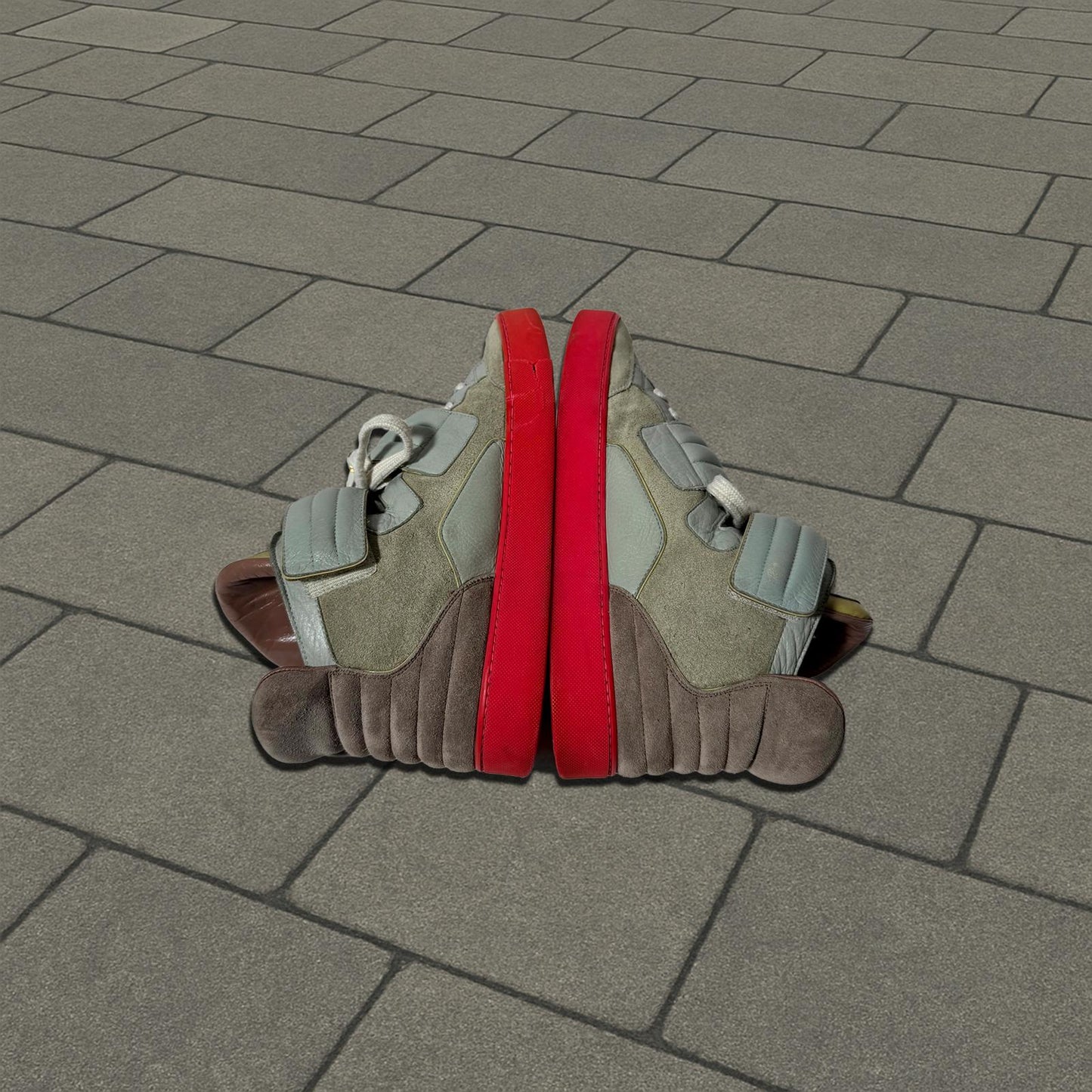 2009 Louis Vuitton x Kanye West Grey Jasper Sneaker