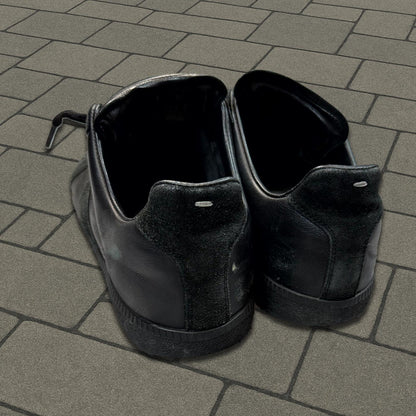 Maison Margiela Triple Black Gat