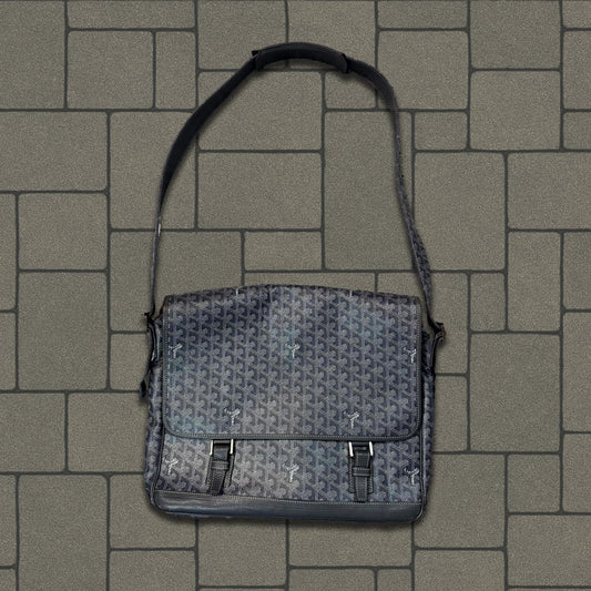 2013 Goyard Grand Bleu GM Messeneger Bag